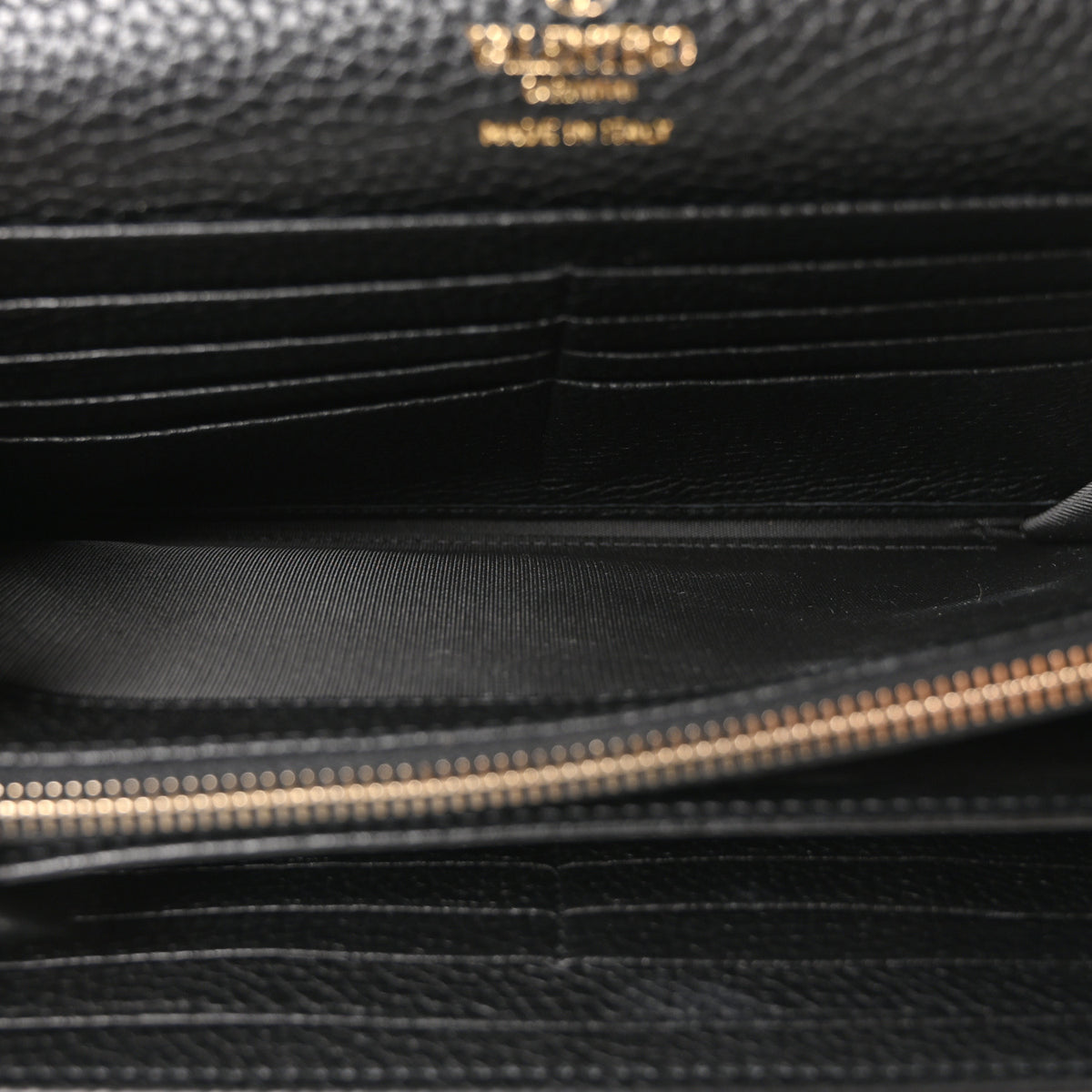 Valentino Garavani Pebbled Calfskin Rockstud Envelope Wallet on Chain Black 5 of 9