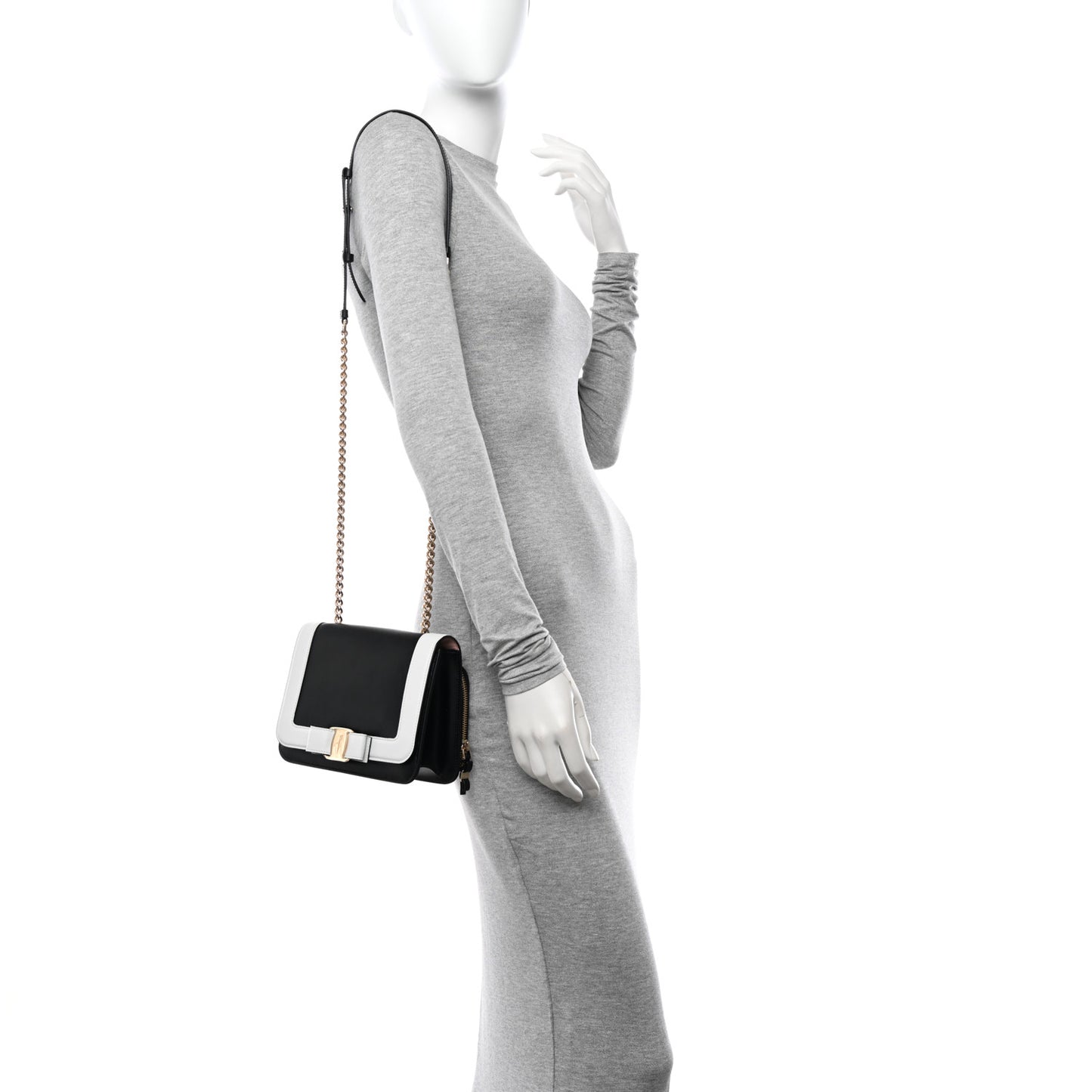 Smooth Calfskin Vara Bow Chain Flap Crossbody Blue