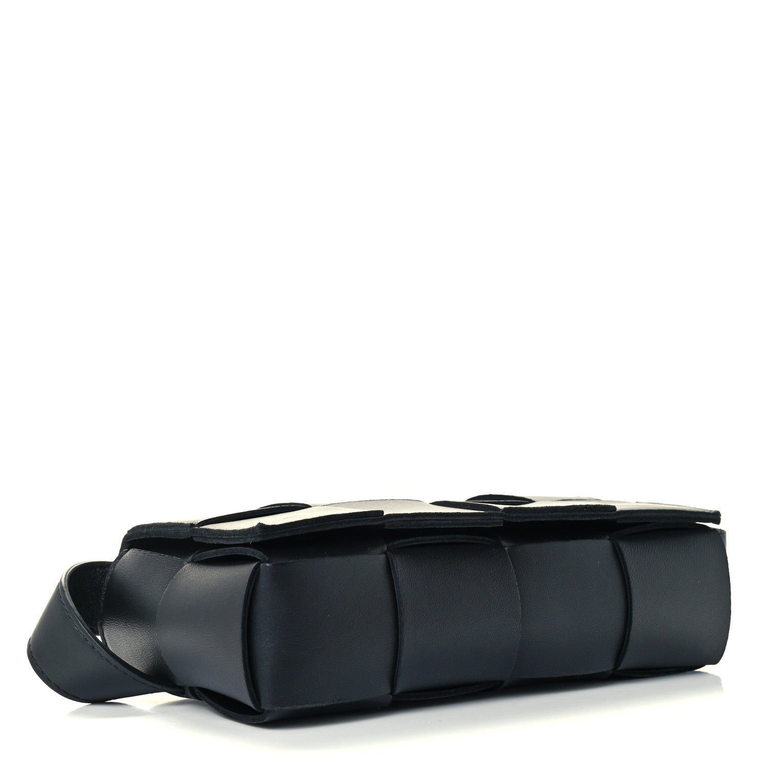 Bottega Veneta Nappa Maxi Intreccio The Belt Cassette Bag Black 4 of 11