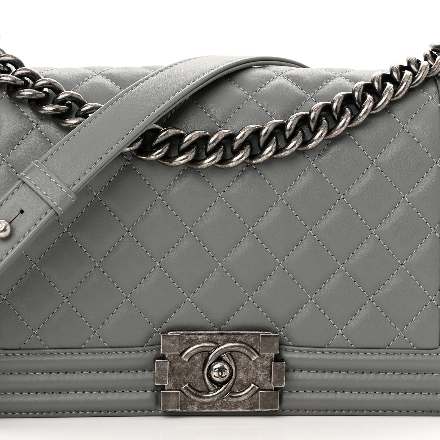 Lambskin Quilted Medium Boy Flap Grey