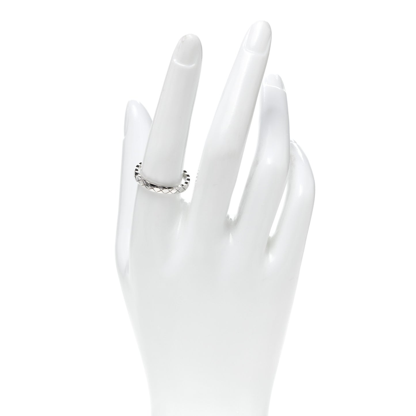 18K White Gold Mini Coco Crush Ring 59 8.75