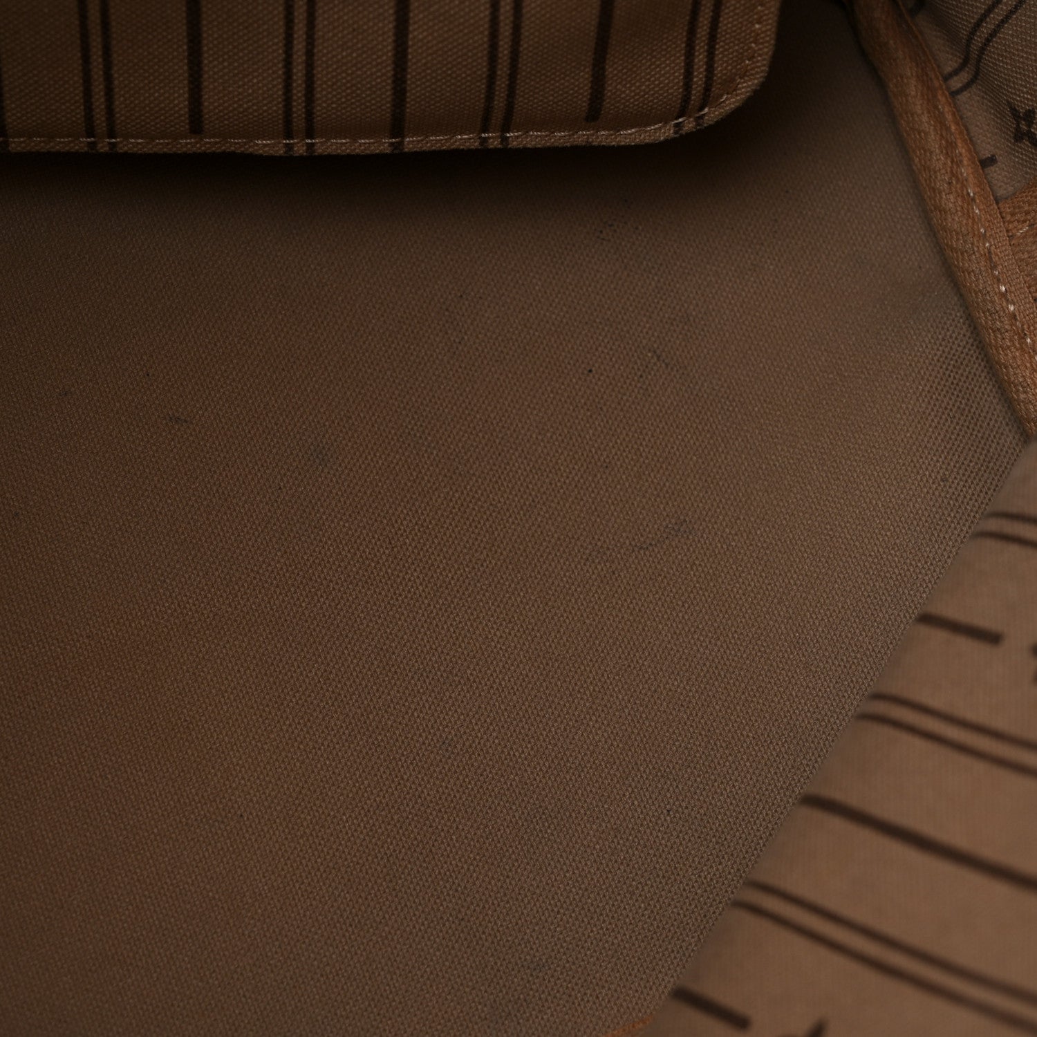 Louis Vuitton Monogram Neverfull MM 12 of 14