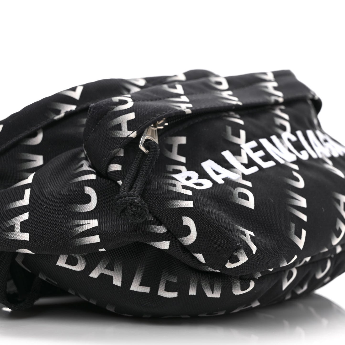 Recycled Sport Nylon Allover Gradient Logo Wheel Beltpack Black White