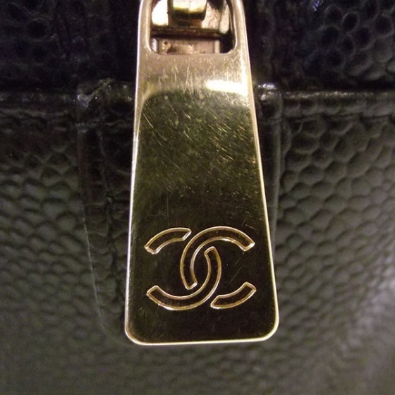 Caviar Timeless Classic Shopping Tote Black