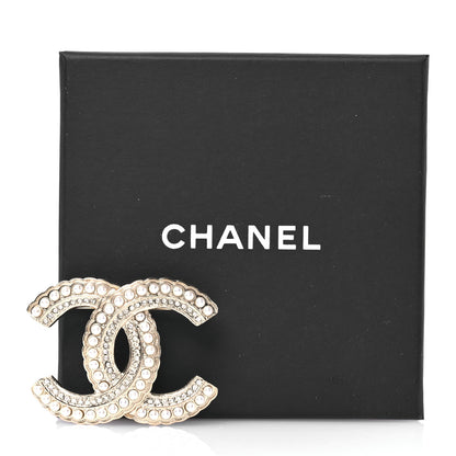 Chanel Pearl Crystal Queen of France CC Brooch Gold 4 of 4