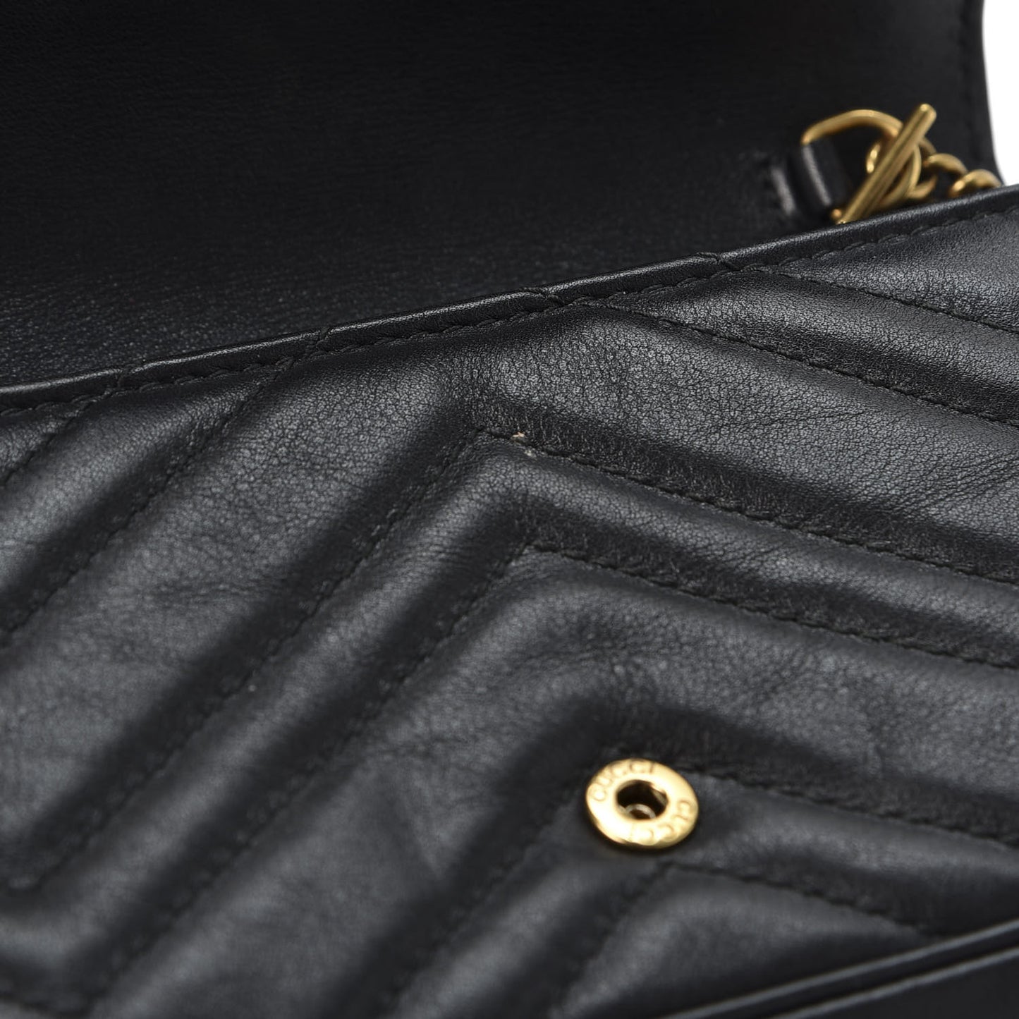 Calfskin Matelasse Super Mini GG Marmont Shoulder Bag Black