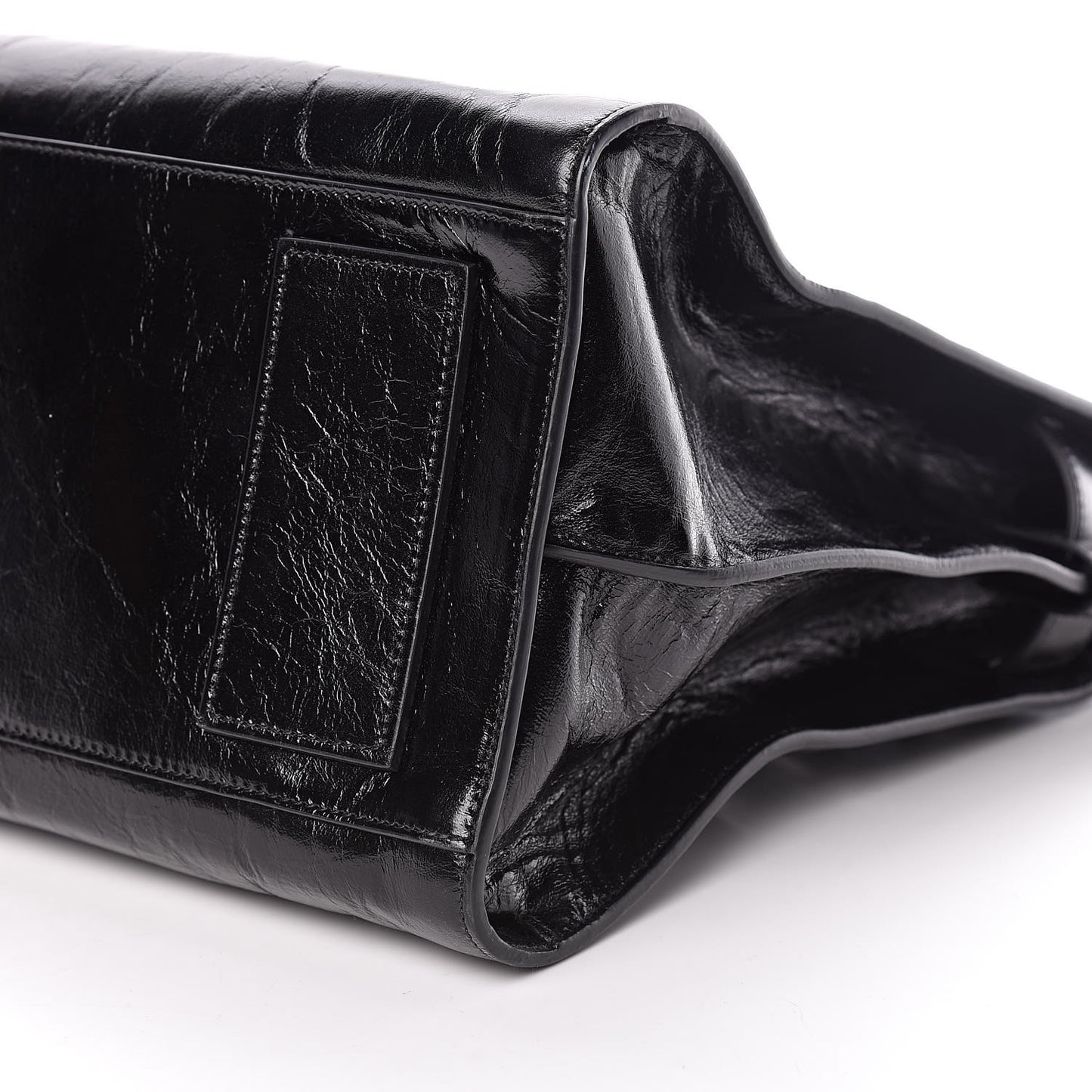 Cracked Shiny Calfskin Souple 36H Sac De Jour Duffle Black