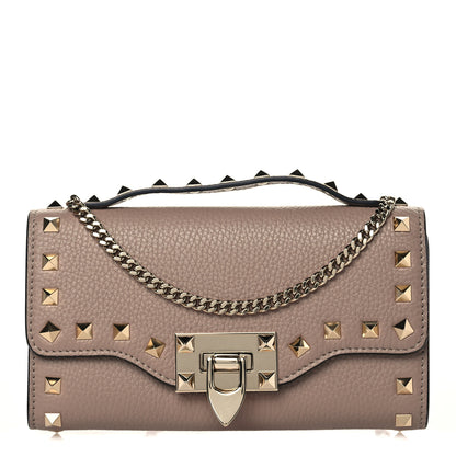 Valentino Garavani Pebbled Calfskin Rockstud Flip Lock Wallet On Chain Poudre 2 of 8