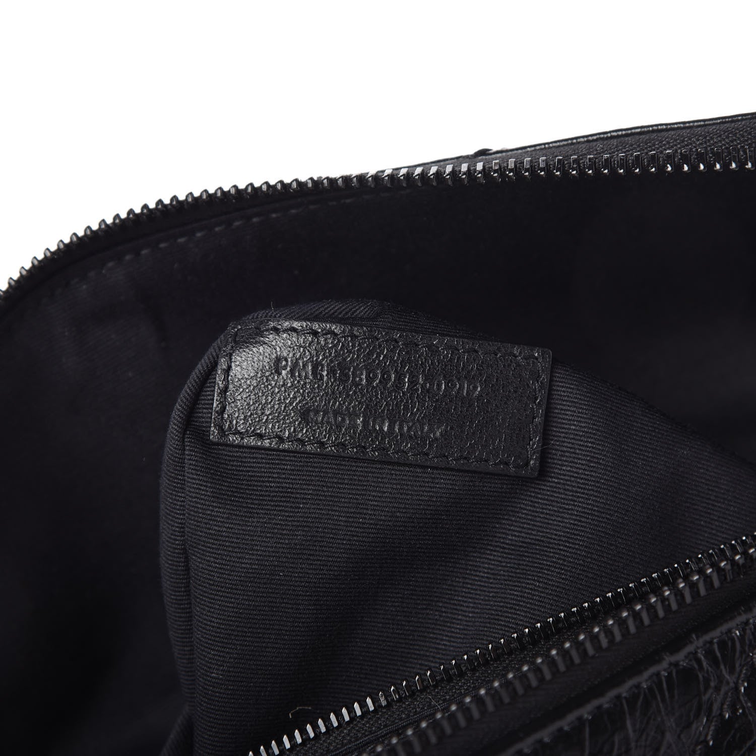 Saint Laurent Crinkled Calfskin Matelasse Monogram Niki Body Bag Black 9 of 10