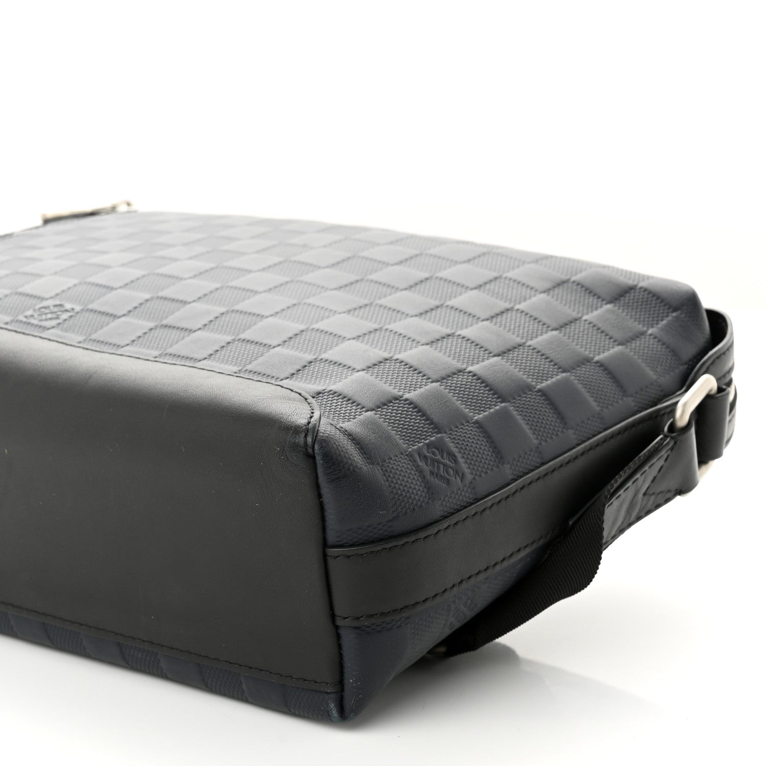 Louis Vuitton Damier Infini Messenger PM Onyx 9 of 11