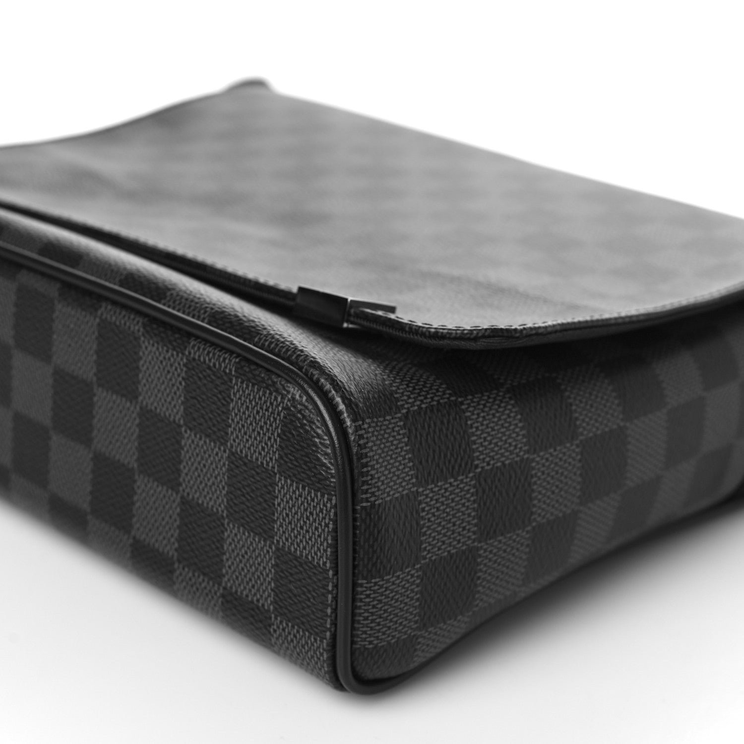 Louis Vuitton Damier Graphite District PM 9 of 10