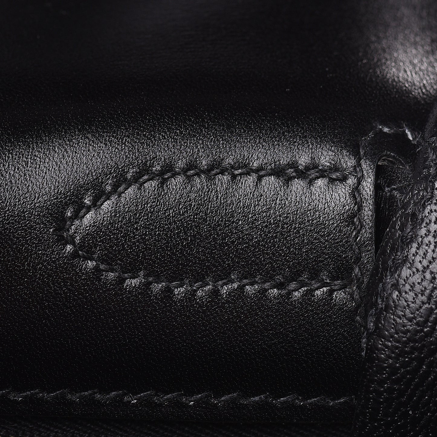 Box Kelly Sellier 32 Black