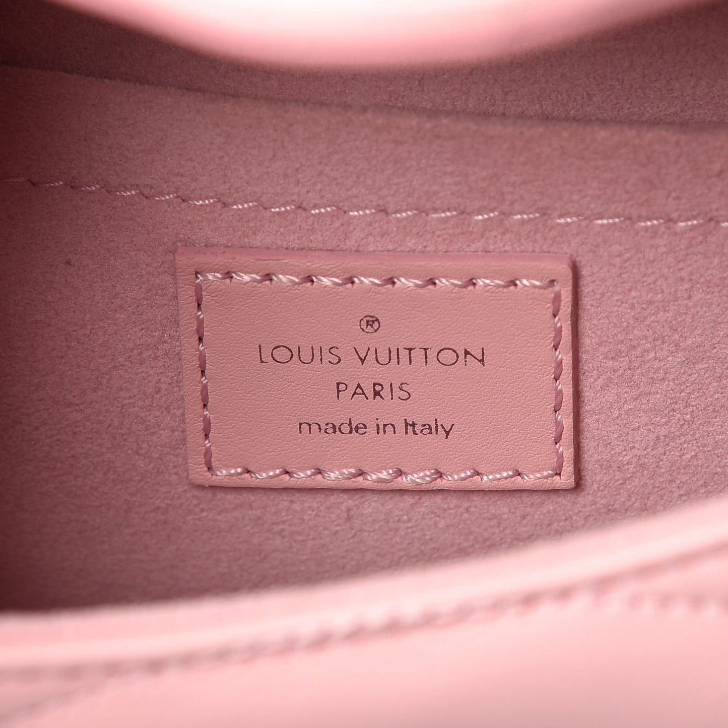 Calfskin New Wave Chain PM Smoothie Pink