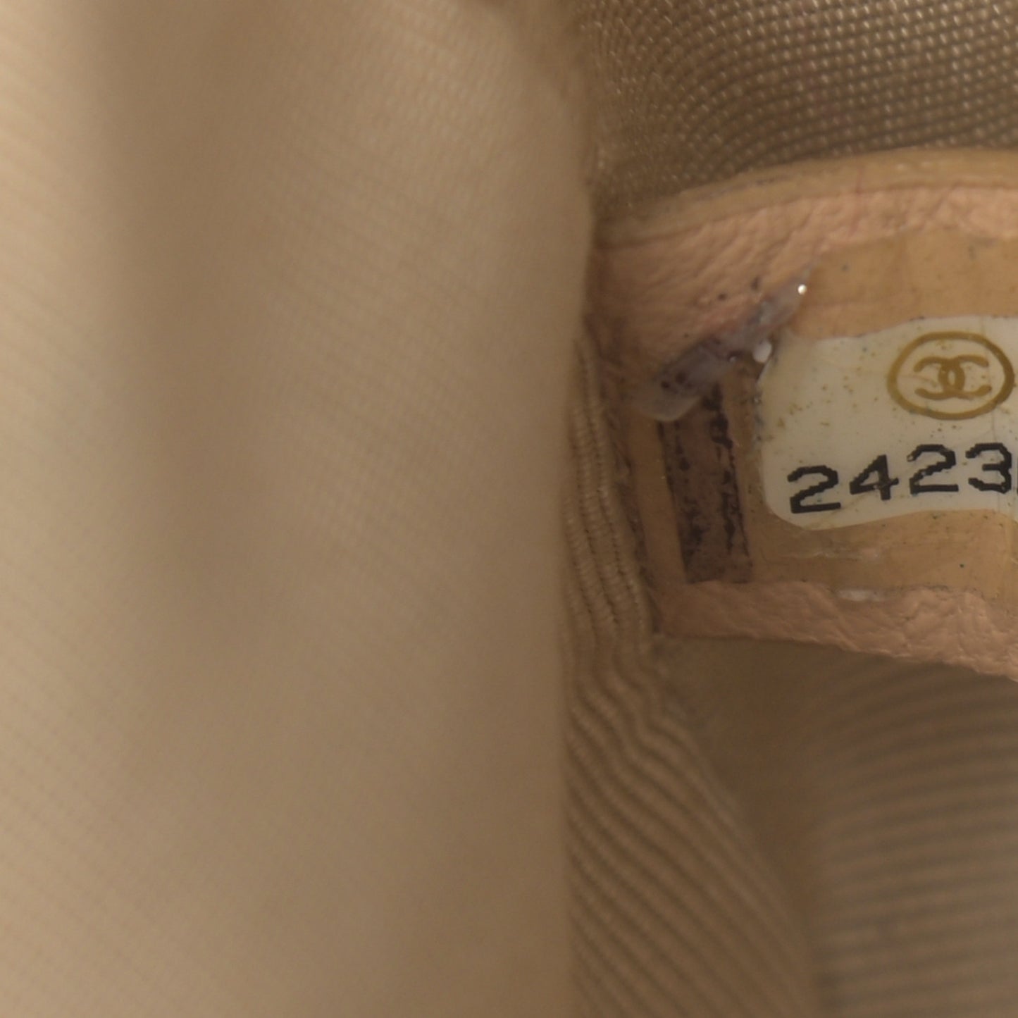 Lambskin Quilted Medium Chain Detail Boy Flap Black