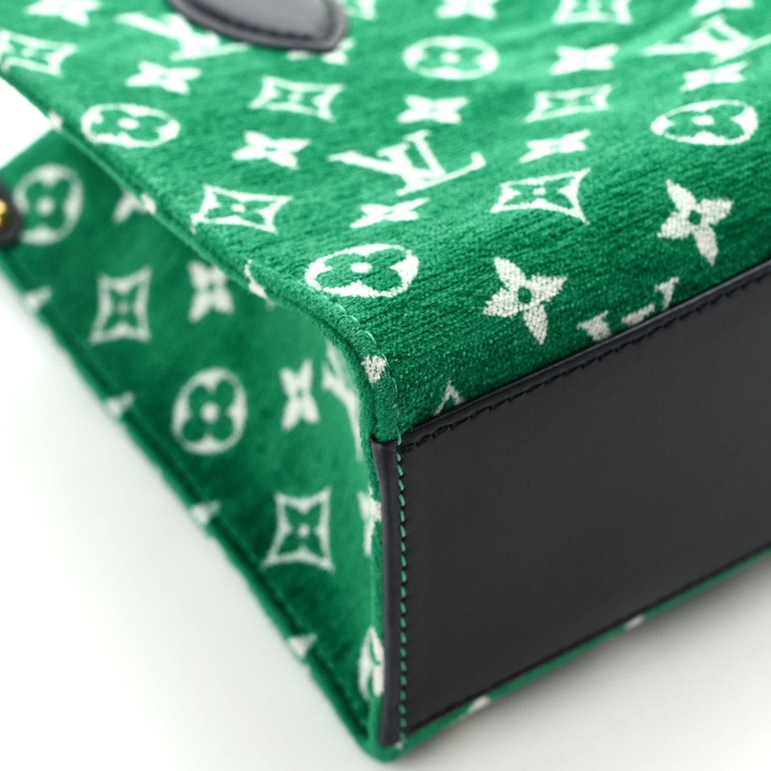 Louis Vuitton Jacquard Velvet Monogram Onthego PM Green 9 of 11