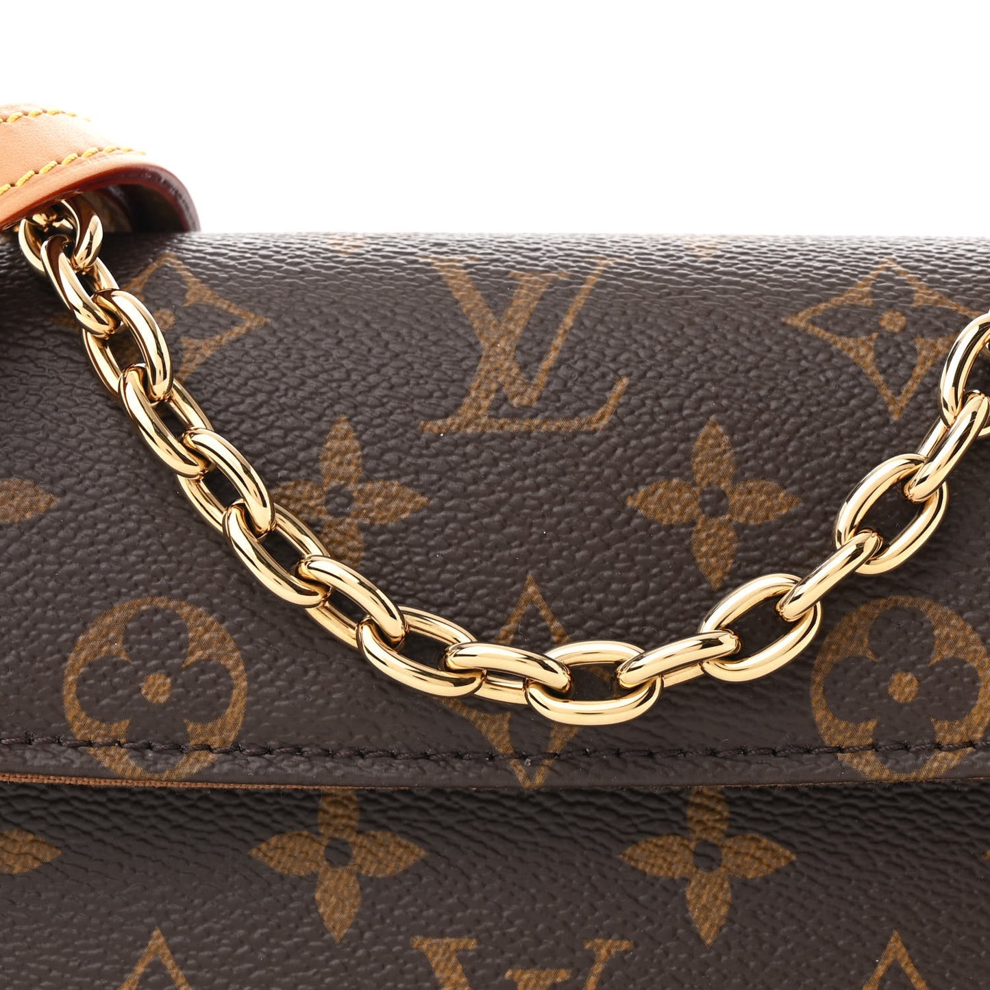 Monogram Ivy Wallet On Chain