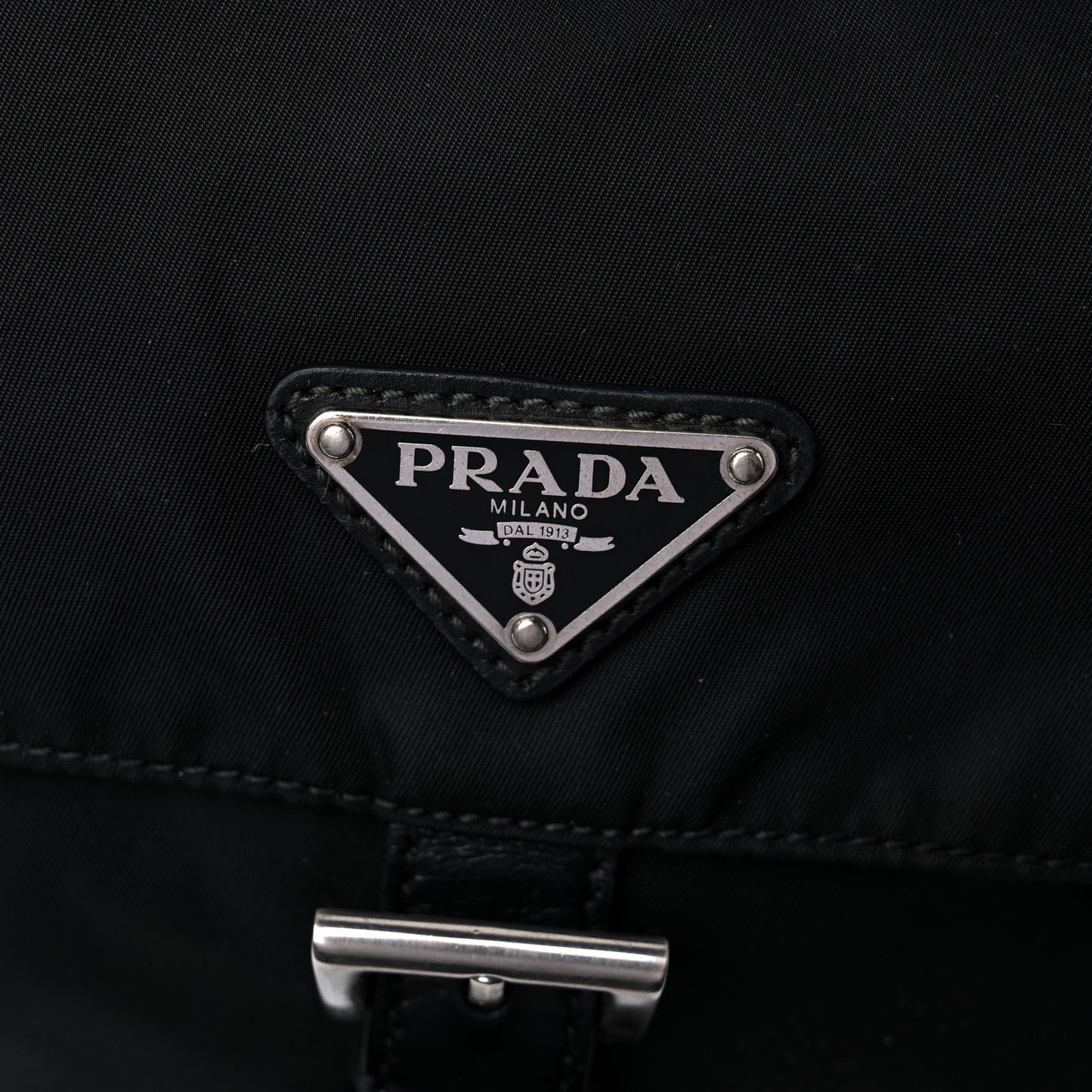 Nylon Messenger Bag Black