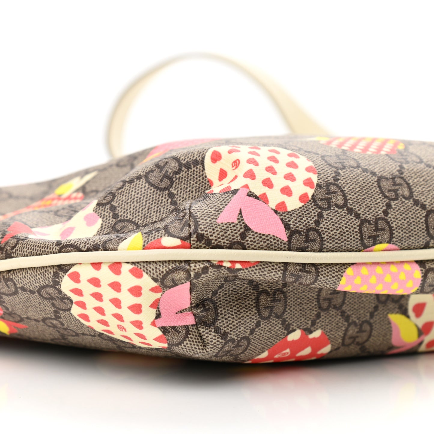 GG Supreme Monogram Les Pommes Small Ophidia Half Moon Hobo Beige Multicolor Mystic White