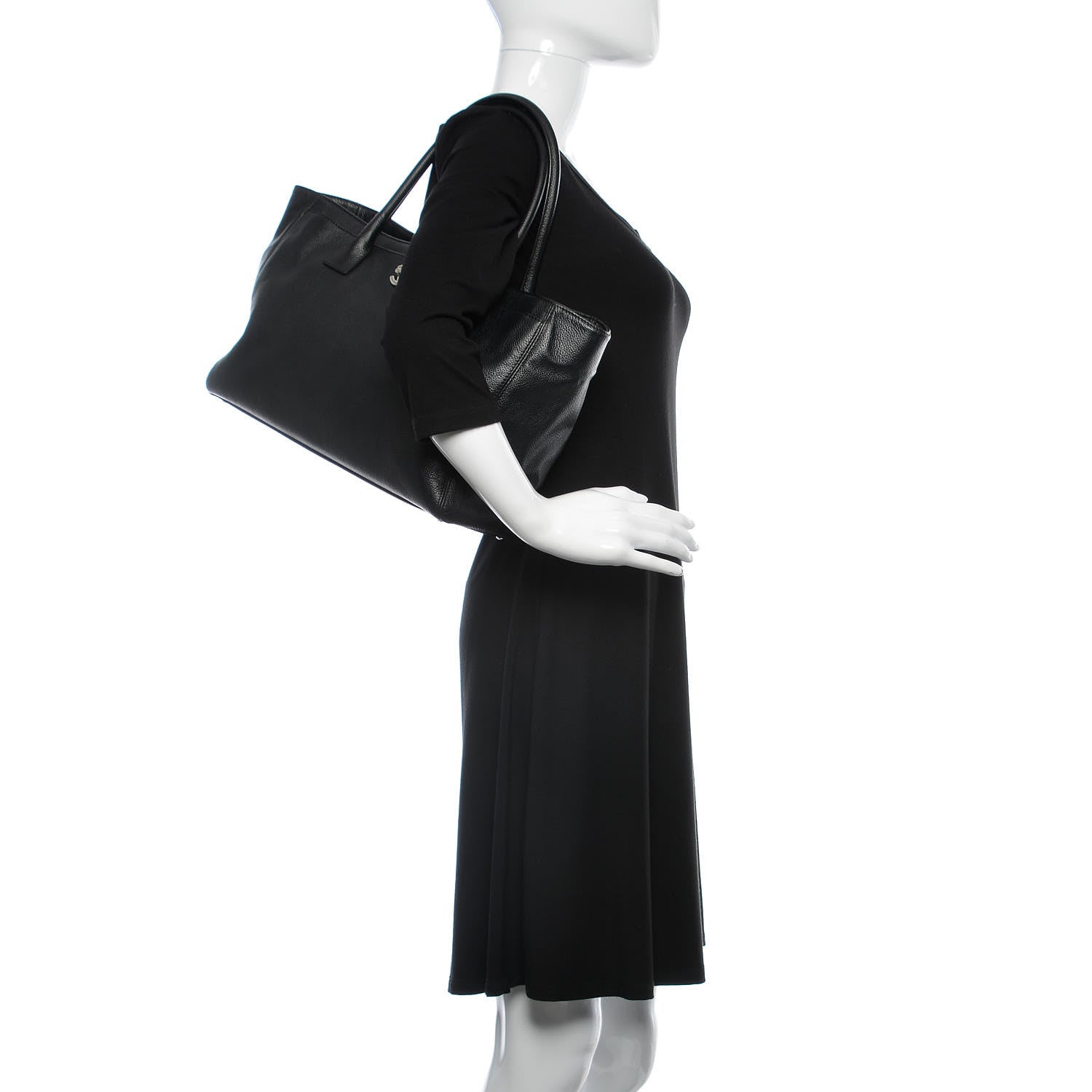 Chanel Calfskin Cerf Executive Shopper Tote Black 2 of 10