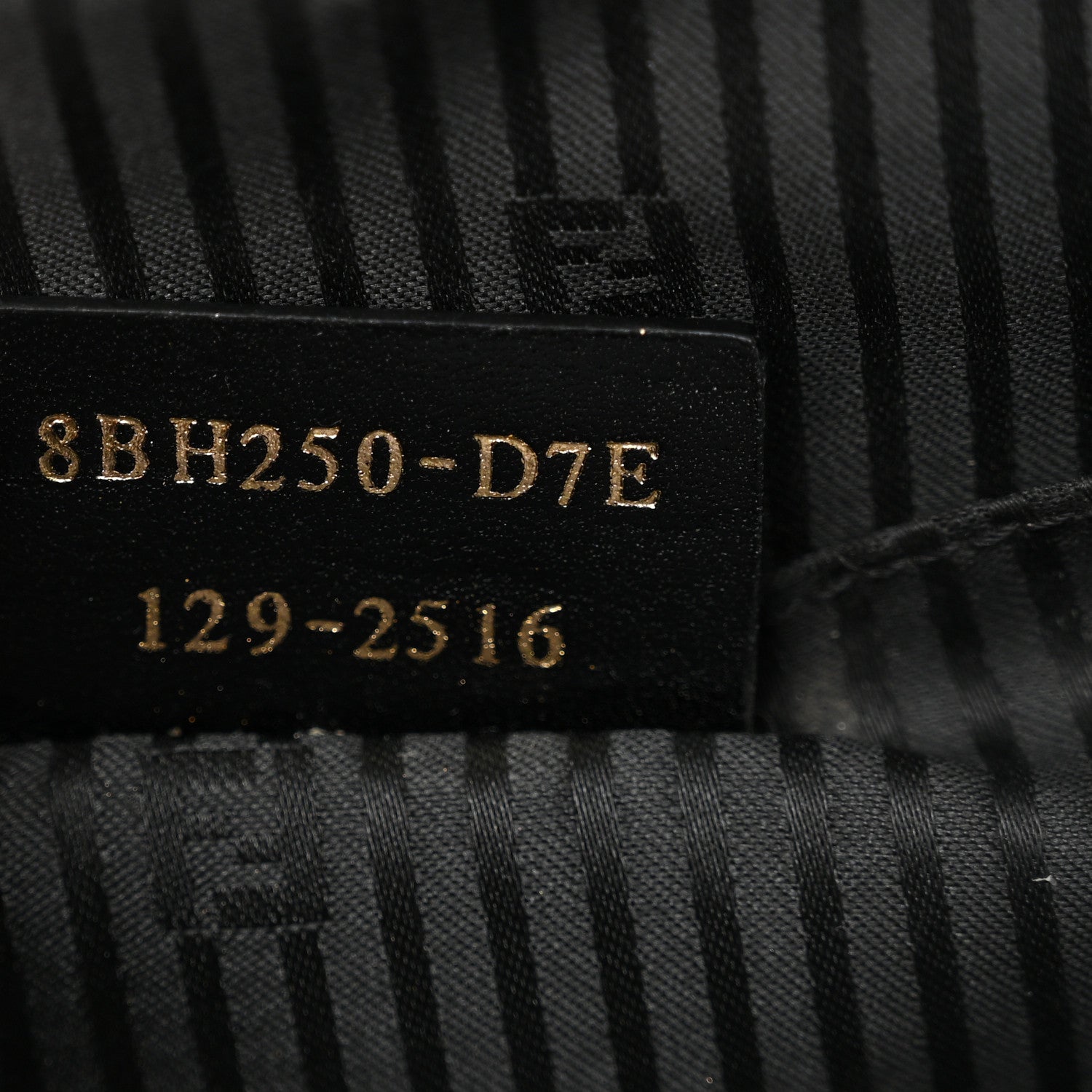 Fendi Vitello Elite Regular 2Jours Tote Black 7 of 12