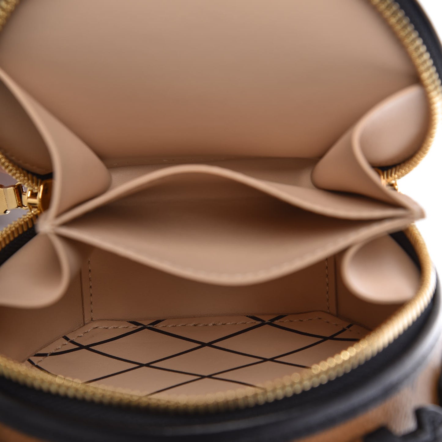 Reverse Monogram Mini Boite Chapeau