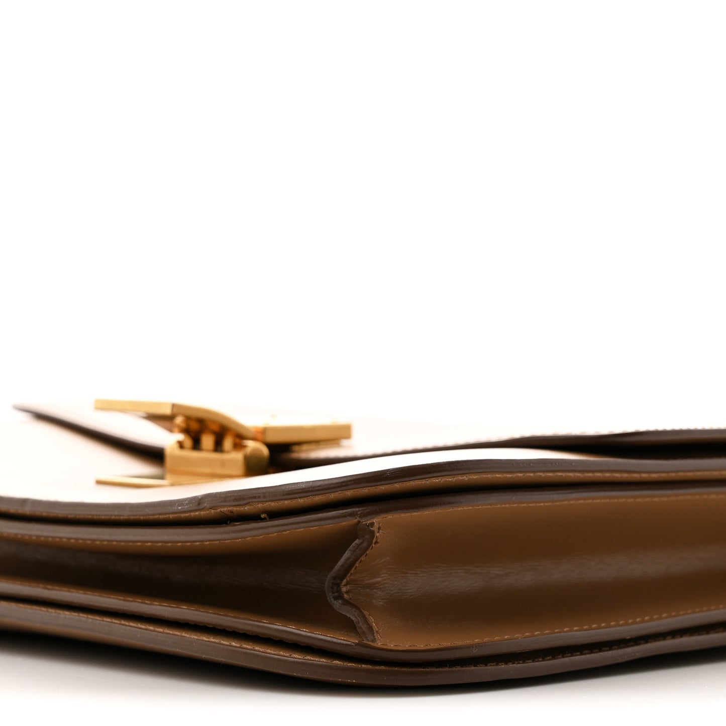 Box Calfskin Medium Classic Box Flap Bag Light Camel