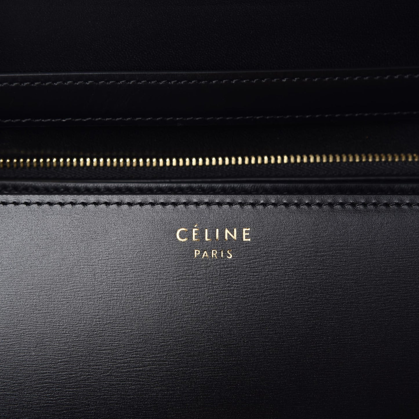 Box Calfskin Medium Classic Box Flap Bag Black