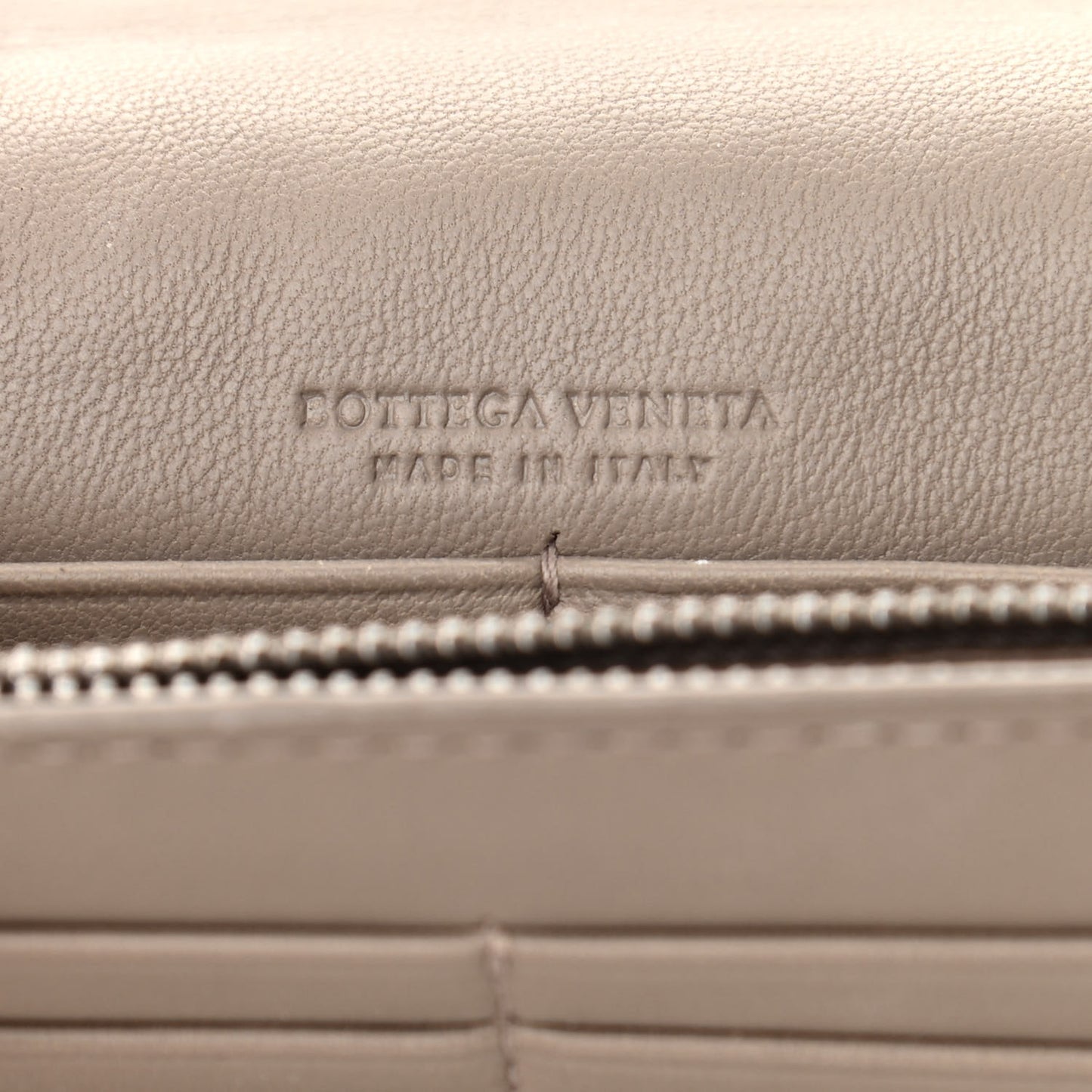 Nappa Intrecciato Chain Wallet Shadow