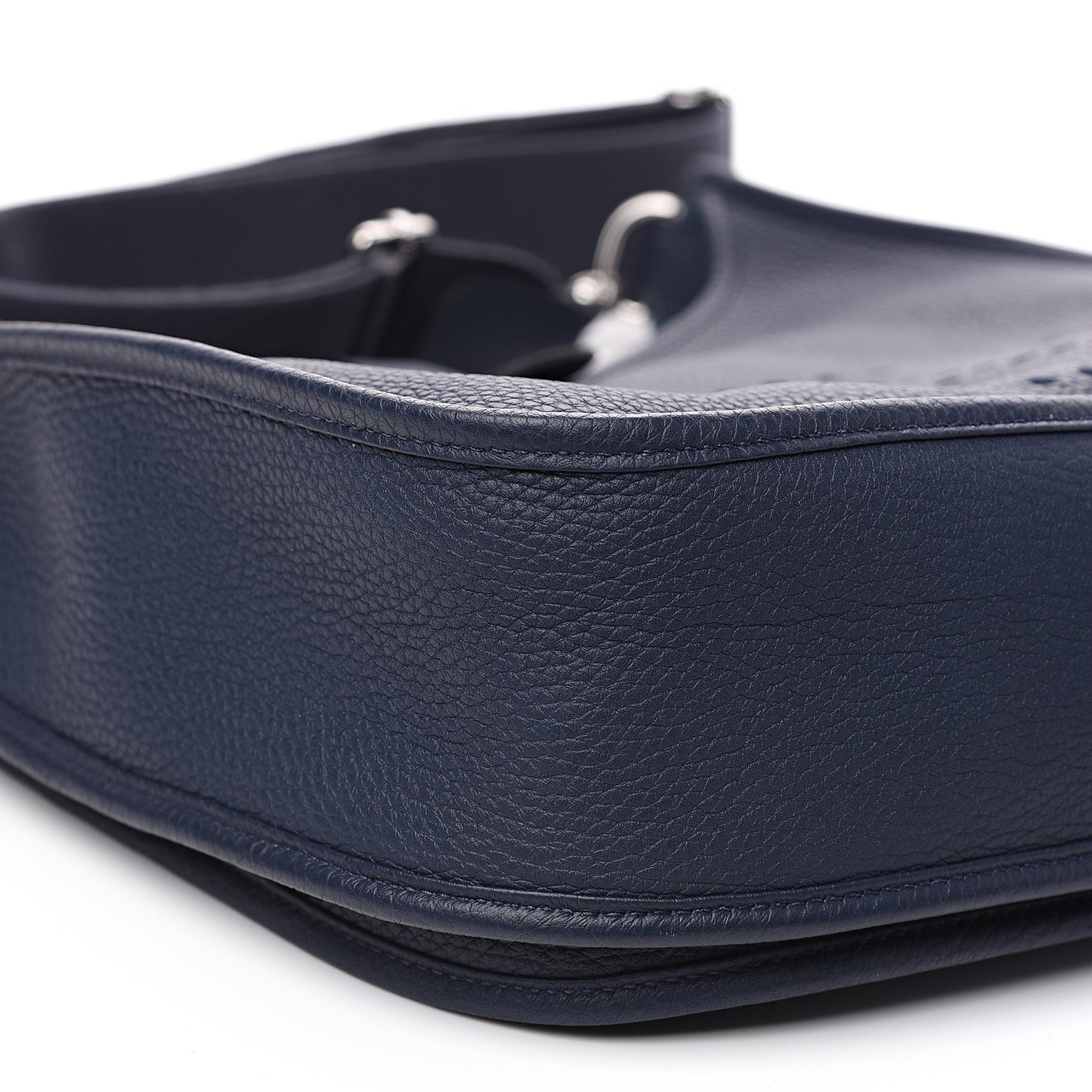 Taurillon Clemence Evelyne III PM Bleu Saphir