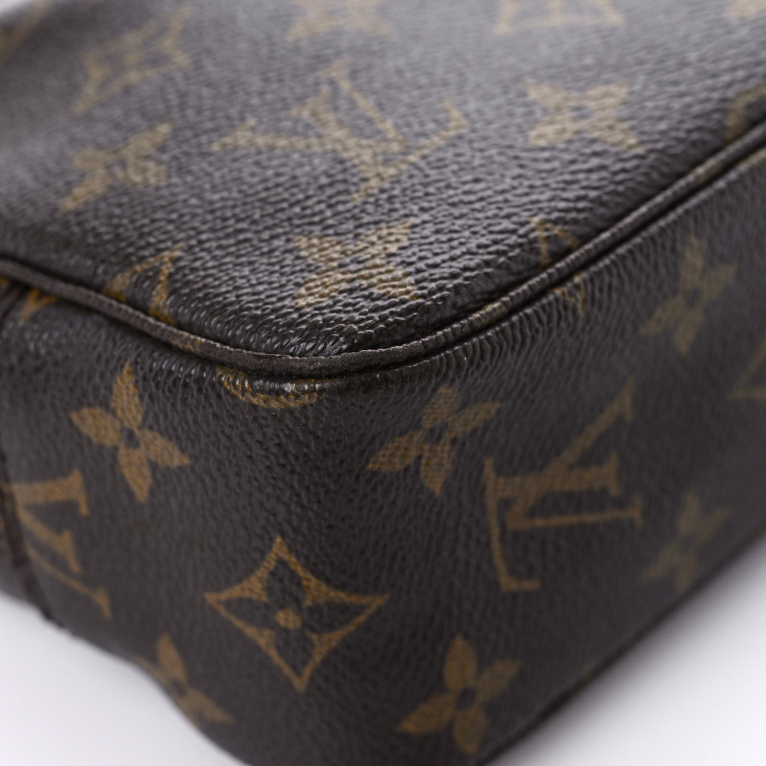 Louis Vuitton Monogram Trousse Toilette 23 9 of 15