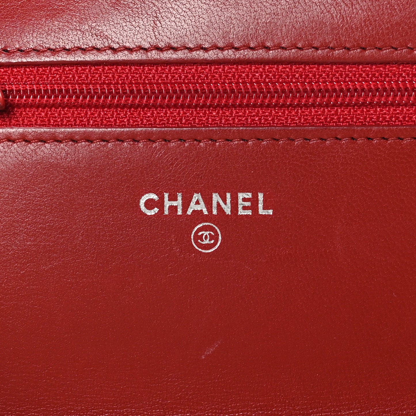 Lambskin Quilted Wallet On Chain WOC Red