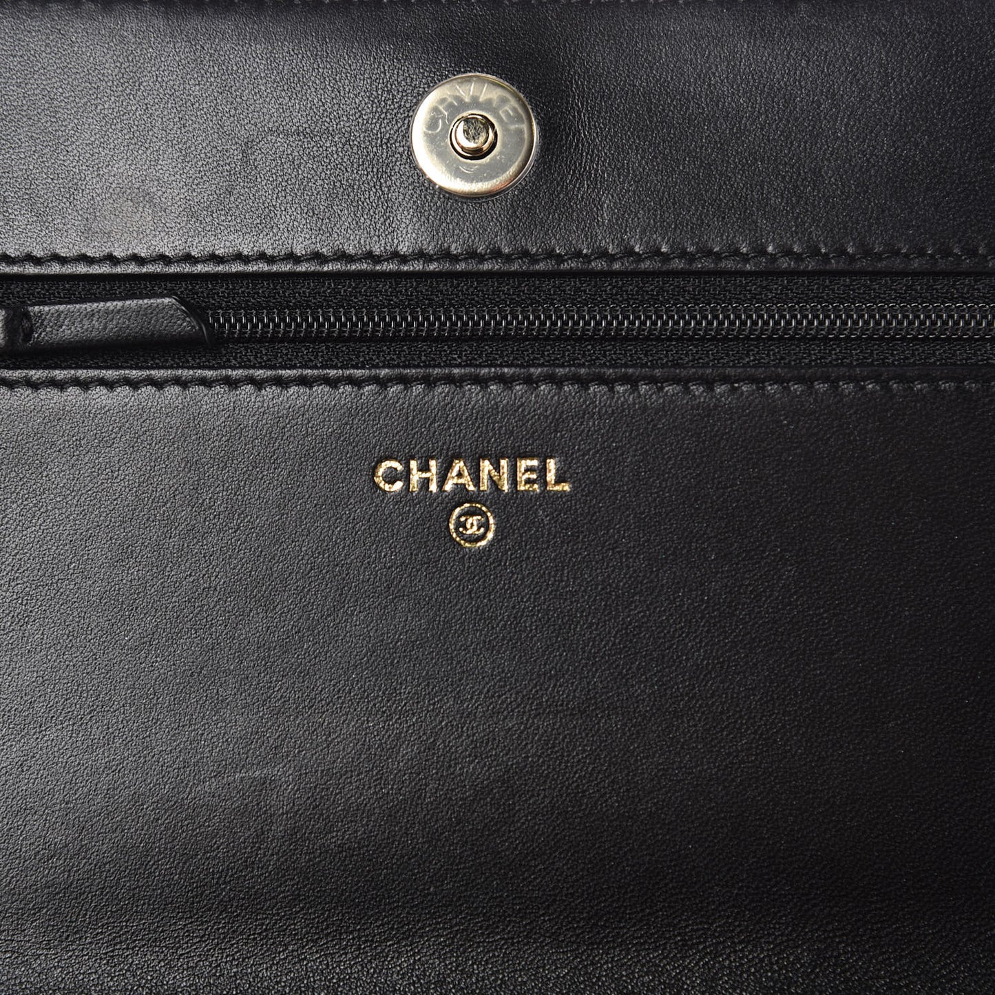 Lambskin Quilted Pearl Wallet On Chain WOC Black