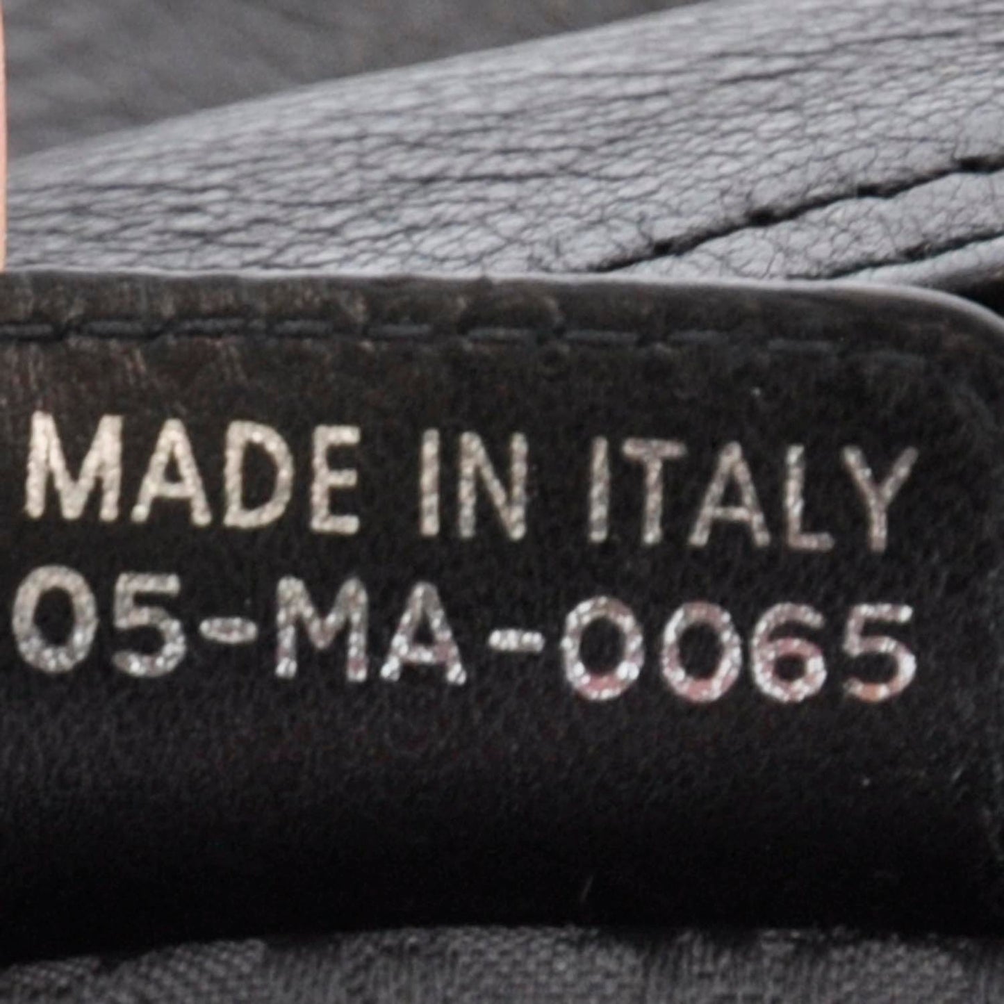 Leather East West Flight Bag Black
