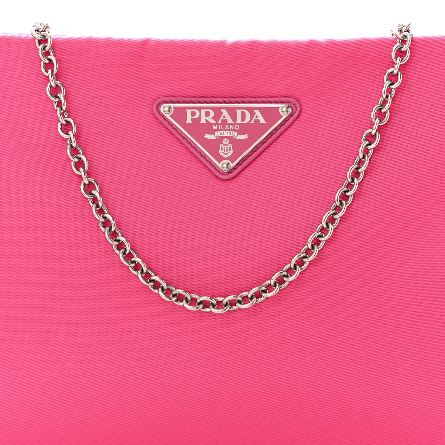 Tessuto Nylon Soft Padded Medium Chain Clutch Bag Fuxia