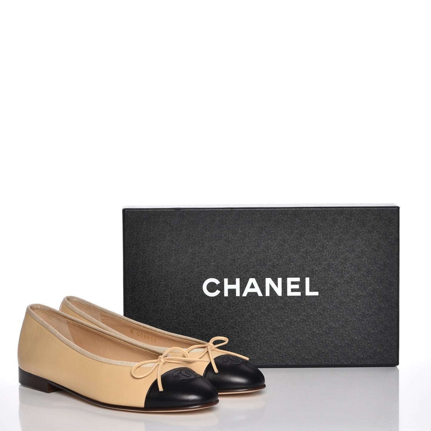 Lambskin Cap Toe Ballerina Flats 37 Beige Black