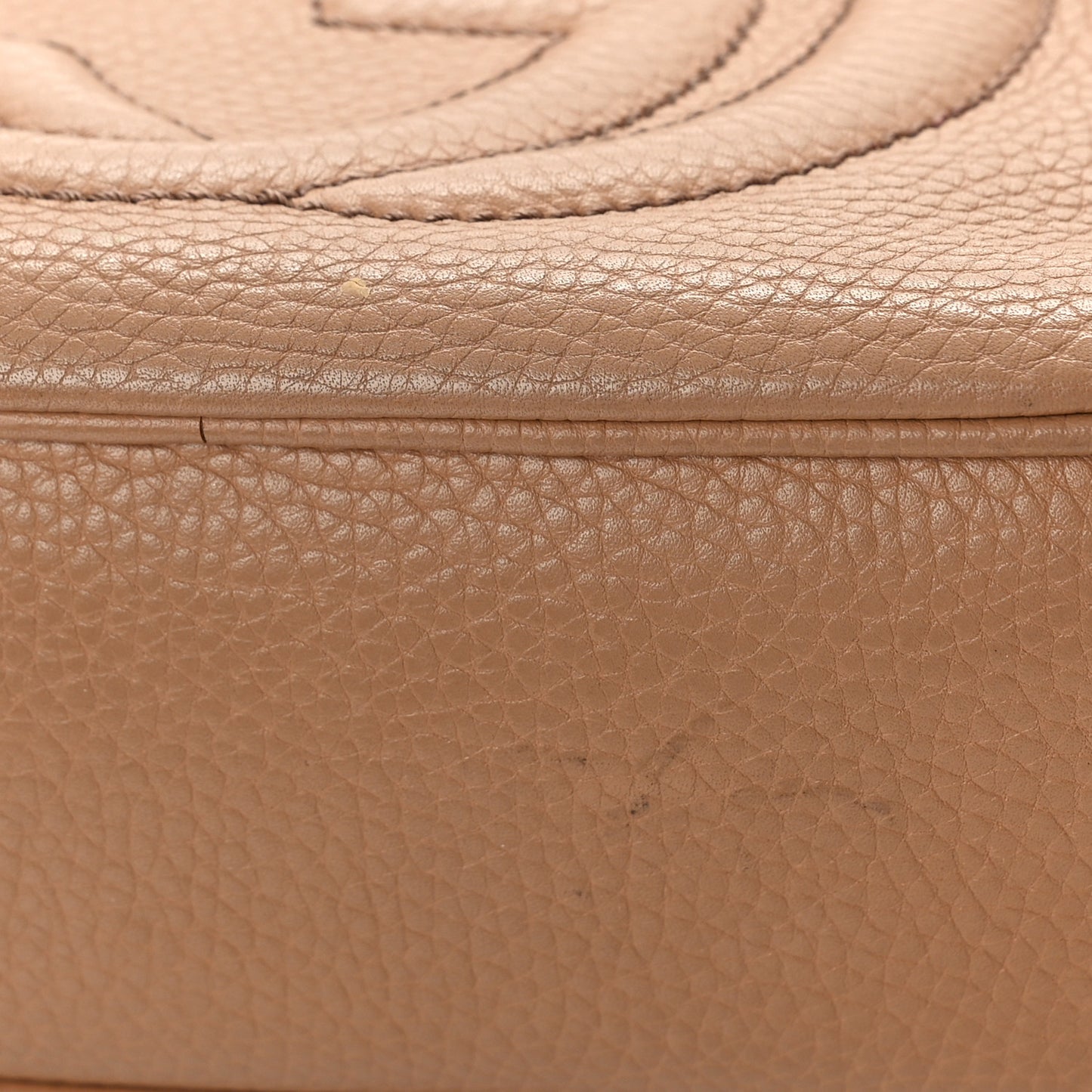 Pebbled Calfskin Small Soho Disco Bag Camelia
