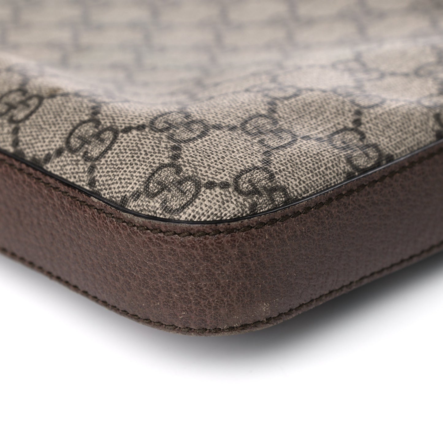Soft GG Supreme Monogram Courrier Web Medium Flat Messenger Bag Beige New Acero Multicolor