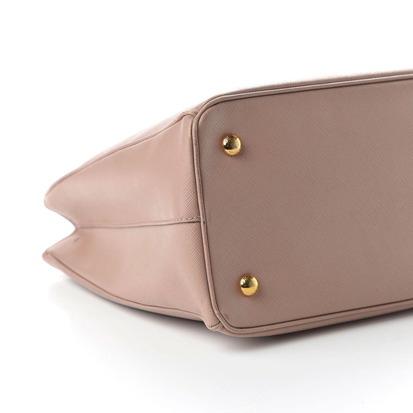 Saffiano Lux Medium Tote Cammeo