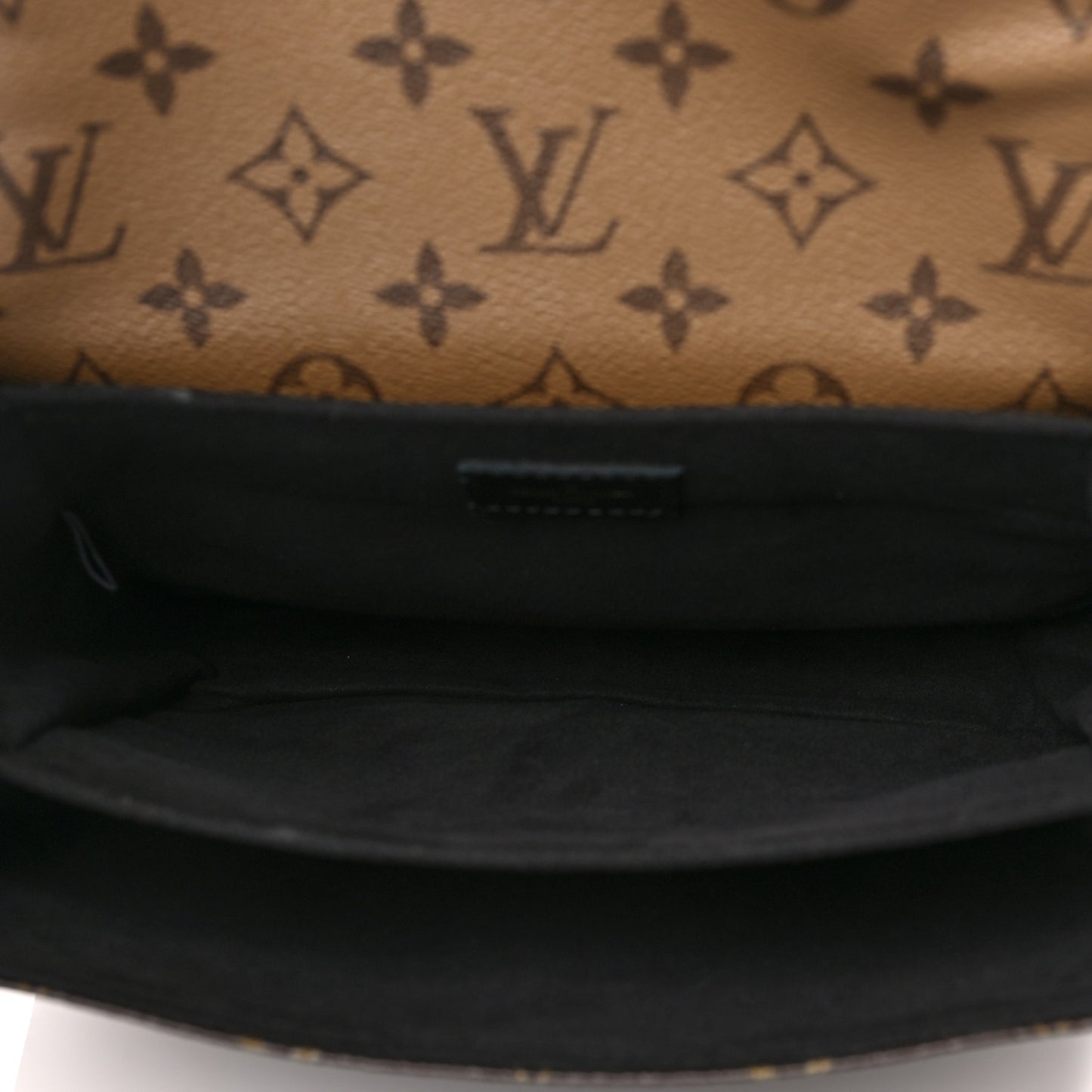 Reverse Monogram Pochette Metis