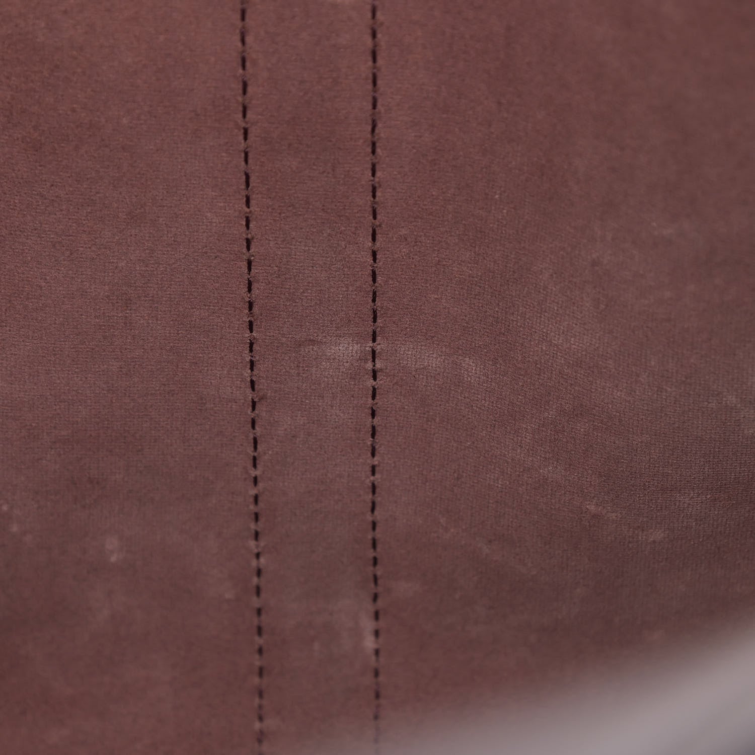 Louis Vuitton Taiga Kendall PM Acajou 14 of 31