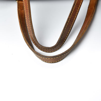 Louis Vuitton Monogram Papillon 26 18 of 18