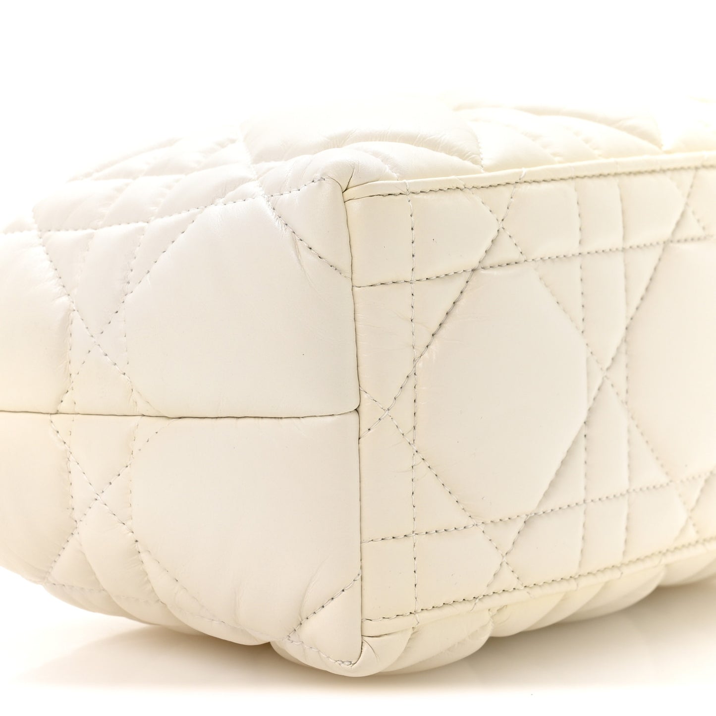 Calfskin Macrocannage Medium Diortravel Nomad Pouch Off White