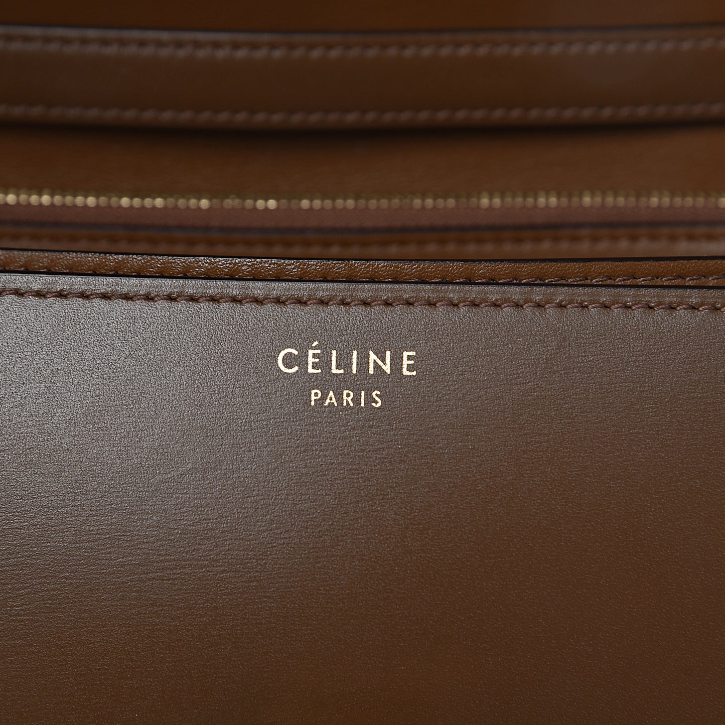 Box Calfskin Medium Classic Box Flap Bag Camel