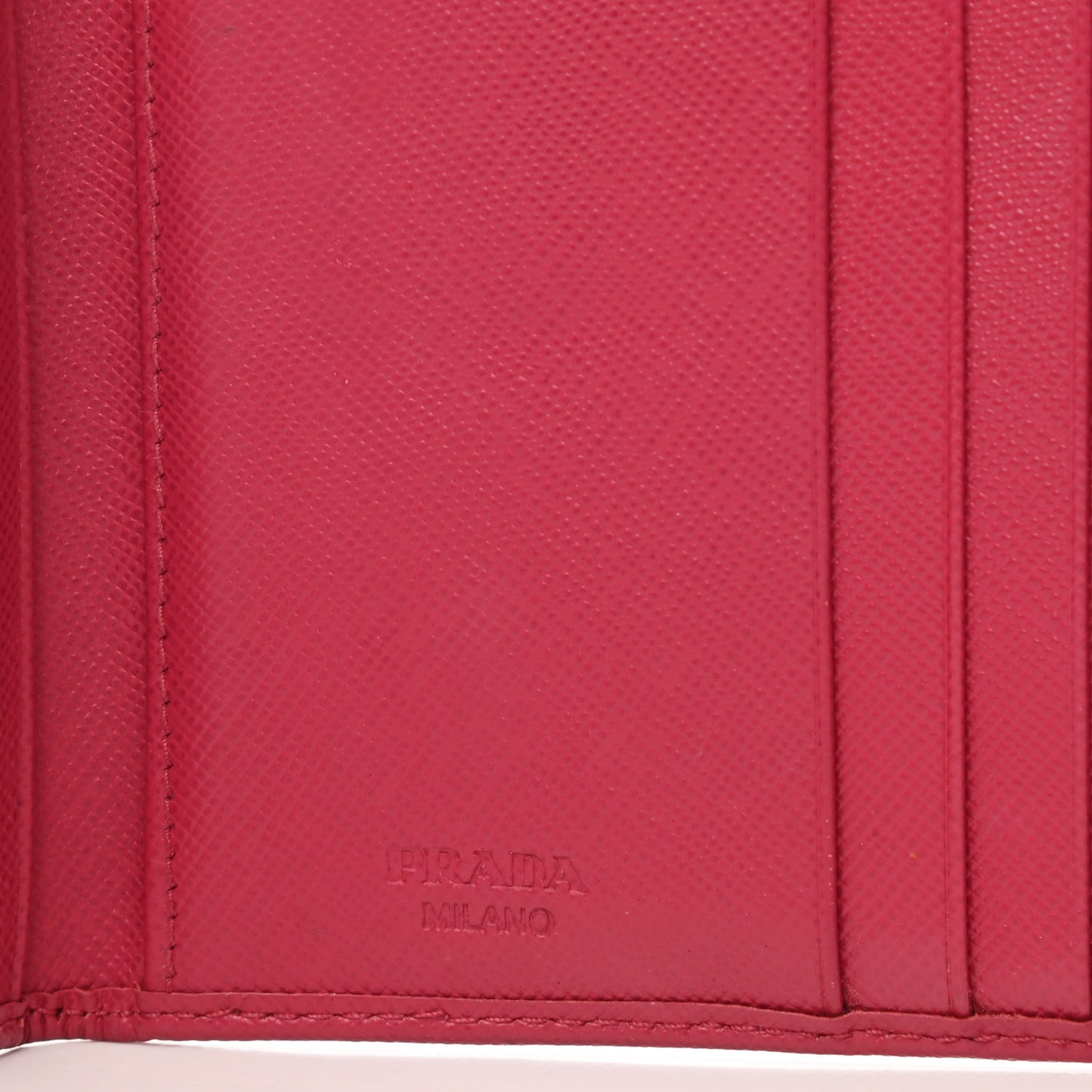 Saffiano Metal Tri-Fold Wallet Peonia