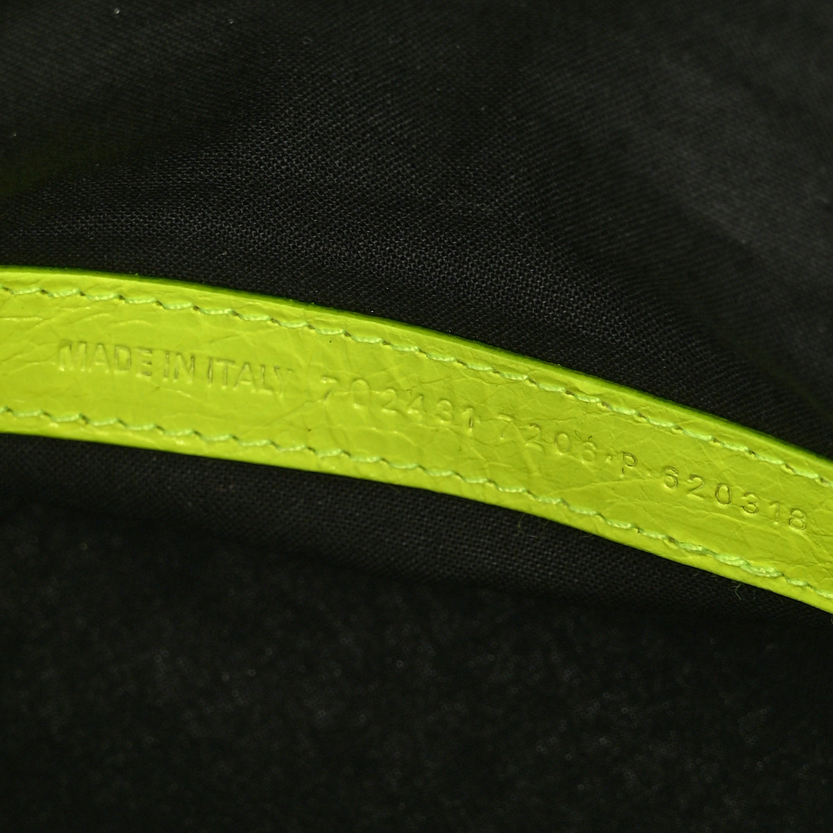 Agneau Arena Le Cagole Bucket Bag XS Fluo Yellow