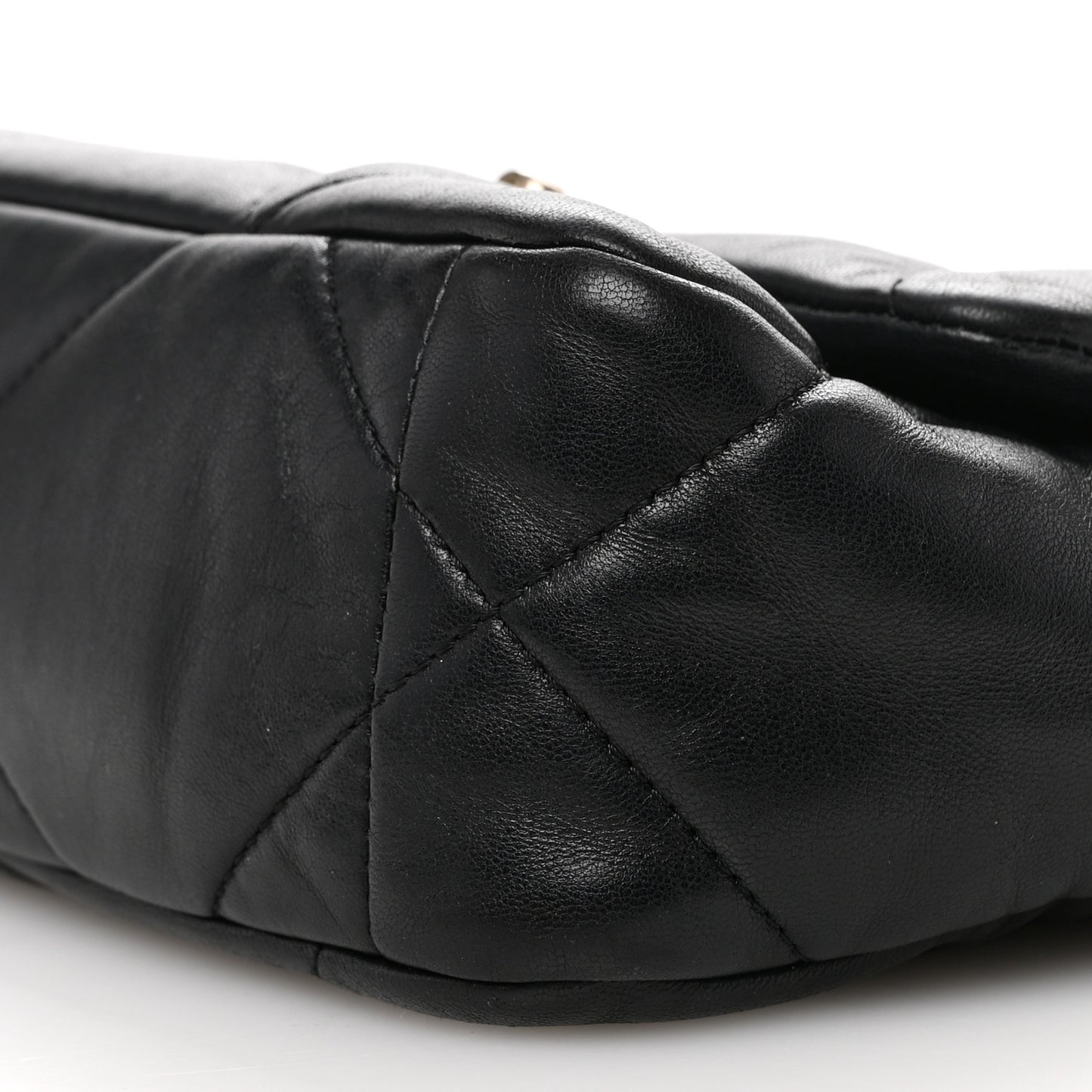 Lambskin Quilted Medium Chanel 19 Flap Black