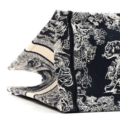 Christian Dior Canvas Embroidered Medium Dioriviera Toile De Jouy Reverse Book Tote Blue 8 of 9