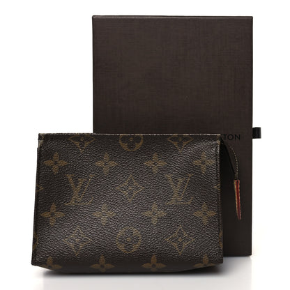 Louis Vuitton Monogram Toiletry Pouch 15 8 of 8