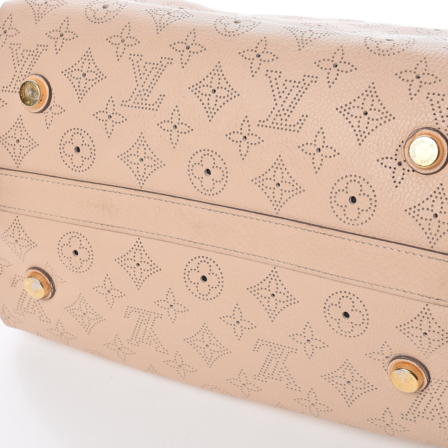 Louis Vuitton Mahina Cirrus PM Sandy 12 of 13