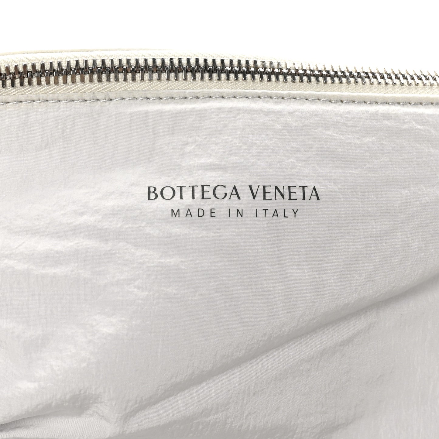 Calfskin Maxi Intrecciato Cassette Tote White